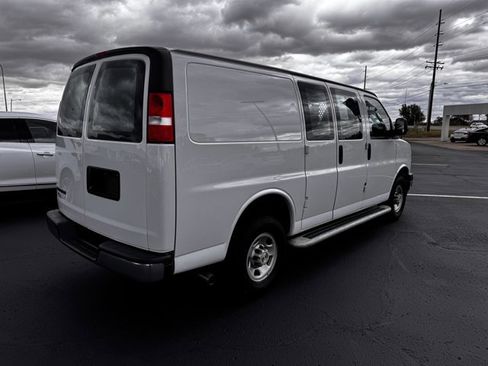 Used 2023 Chevrolet Express 2500 w/ Driver Convenience Package image 2