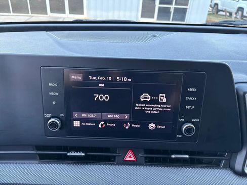 Used 2024 Kia Sportage LX image 19