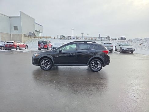 Used 2018 Subaru Crosstrek 2.0i Limited image 3