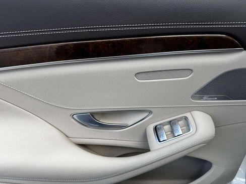 Used 2015 Mercedes-Benz S 550 Sedan image 34