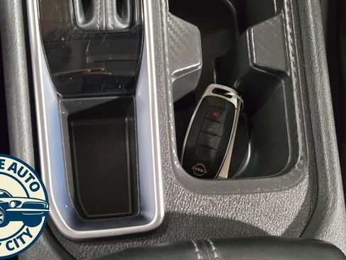Used 2025 Nissan Sentra SV FWD image 18