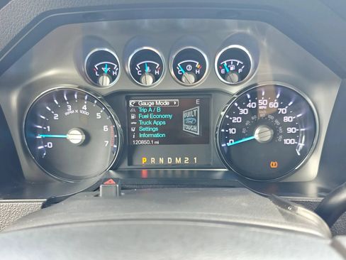 Used 2011 Ford F250 Lariat w/ Lariat Interior Pkg RWD image 21
