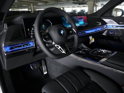 New 2026 BMW 740i xDrive image 13