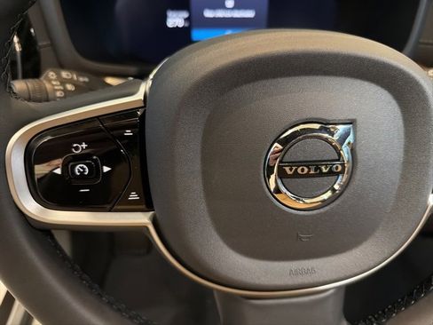New 2026 Volvo V60 B5 Cross Country Ultra w/ Protection Package Premier image 18