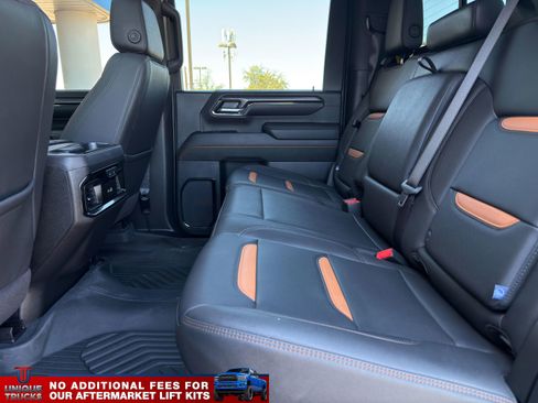 Used 2024 GMC Sierra 2500 AT4 w/ AT4 Premium Plus Package image 25