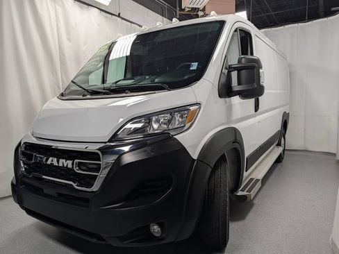 Used 2025 RAM ProMaster 2500 w/ U-Haul Equipment Group FWD image 7