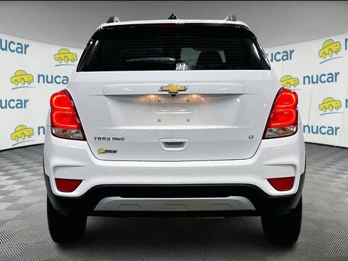 Used 2018 Chevrolet Trax LT w/ LT Convenience Package image 5