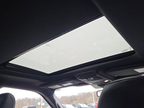 Used 2019 Ford F150 Platinum w/ Equipment Group 701A Luxury image 12