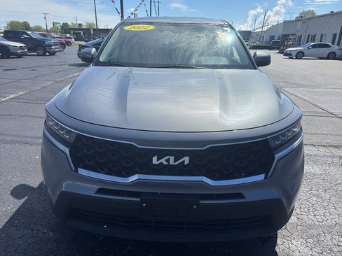 Used 2022 Kia Sorento LX FWD image 2