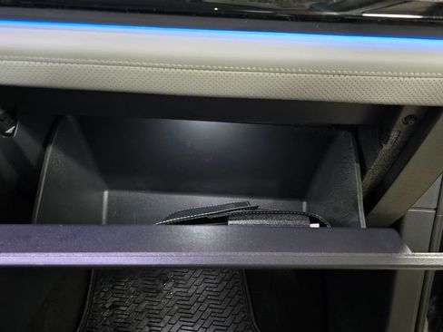 Certified 2024 Volkswagen Atlas Peak Edition SE image 22