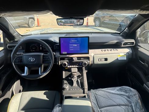 New 2026 Toyota Tacoma 4x4 Double Cab Hybrid image 13