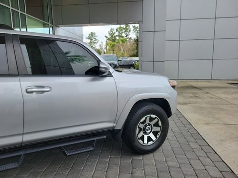 Used 2018 Toyota 4Runner TRD Off-Road Premium image 8