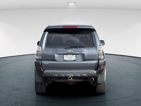 Used 2005 Toyota 4Runner SR5 image 7