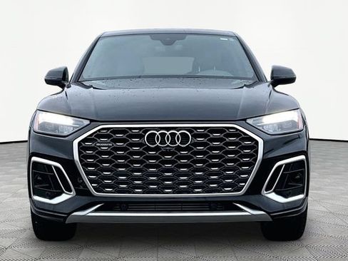 Used 2023 Audi Q5 2.0T Premium Plus w/ Premium Plus Package AWD/4WD image 3