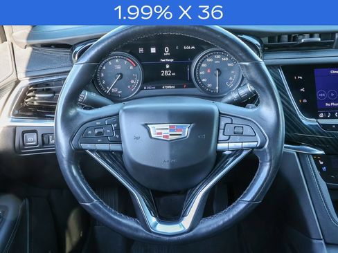 Used 2021 Cadillac XT6 Premium Luxury AWD/4WD image 28