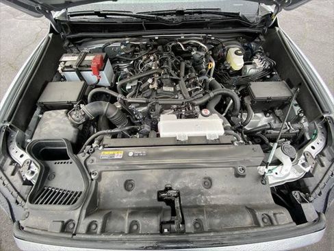 Certified 2025 Toyota 4Runner TRD Off-Road Premium image 25