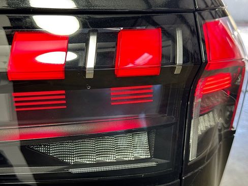 New 2026 INFINITI QX80 Autograph w/ Premium Cargo Package image 35