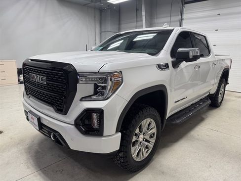 Used 2020 GMC Sierra 1500 Denali w/ Denali Premium Package image 3