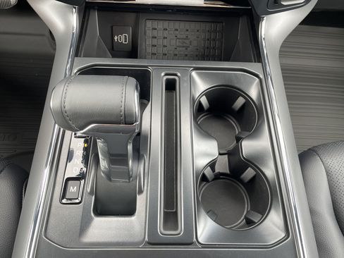 New 2025 Ford F150 Lariat w/ Equipment Group 501A Mid image 27