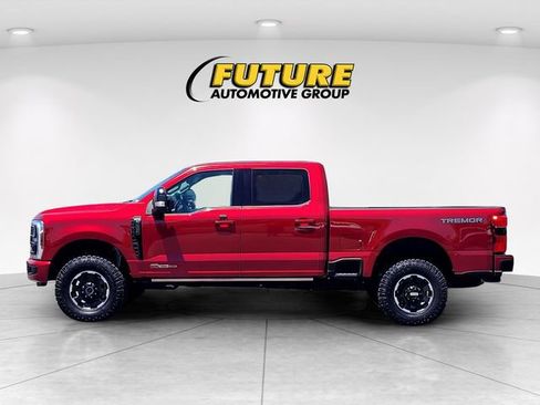 Certified 2025 Ford F250 Lariat w/ Tremor Off-Road Package AWD/4WD image 7