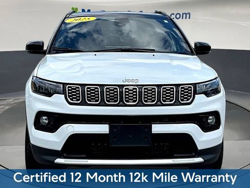 Used 2025 Jeep Compass Limited AWD/4WD image 2