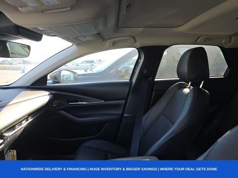 Used 2022 MAZDA CX-30 AWD 2.5 S w/ Premium Package image 8