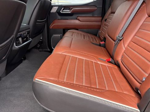 Used 2024 GMC Sierra 1500 Denali Ultimate image 26