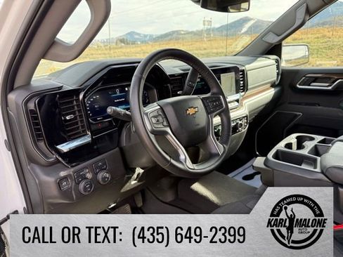 Used 2025 Chevrolet Silverado 1500 LT w/ Protection Package AWD/4WD image 16