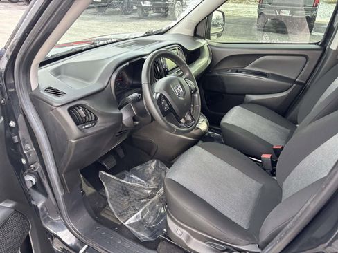 Used 2020 RAM ProMaster City SLT w/ Popular Equipment Group image 25