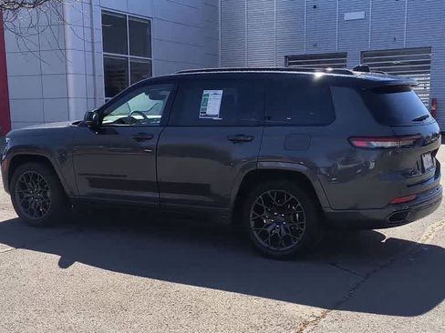 Used 2024 Jeep Grand Cherokee L Summit w/ High Altitude Package AWD/4WD image 6