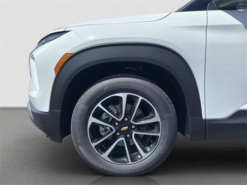 New 2026 Chevrolet TrailBlazer LT w/ Convenience Package image 17