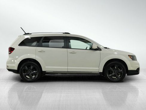 Used 2019 Dodge Journey Crossroad image 6