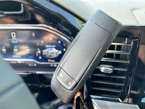 New 2025 Chevrolet Silverado 1500 LT image 16