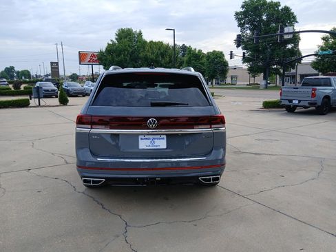 New 2026 Volkswagen Atlas SEL Premium R-Line AWD/4WD image 6