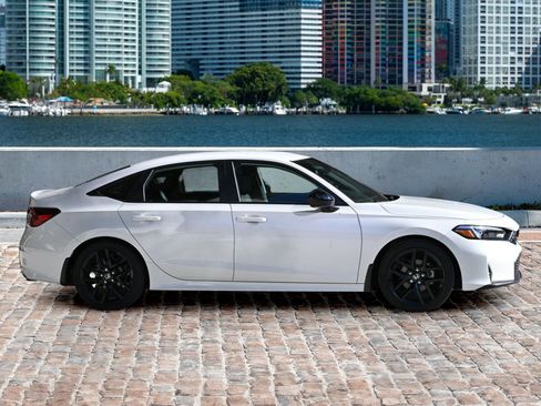 New 2025 Honda Civic Sport image 4