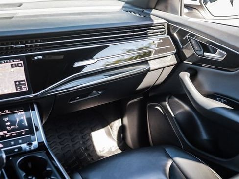 Used 2019 Audi Q8 Premium w/ Convenience Package AWD/4WD image 33