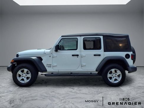 Used 2019 Jeep Wrangler Unlimited Sport S AWD/4WD image 5