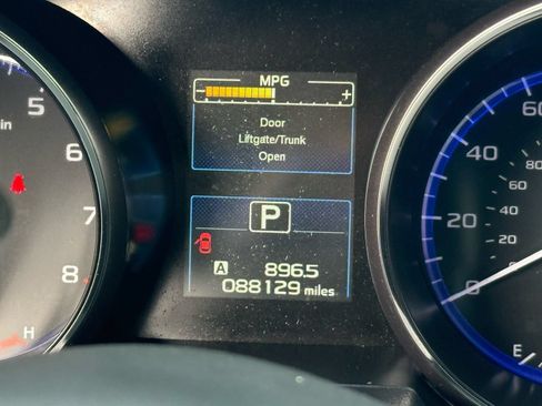 Used 2015 Subaru Legacy 2.5i Limited AWD/4WD image 20