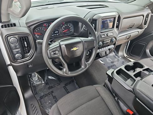 Used 2024 Chevrolet Silverado 1500 Custom image 15
