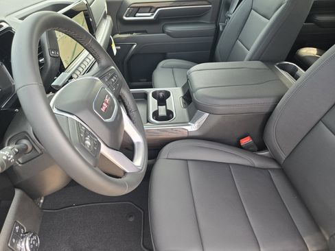 New 2025 GMC Sierra 2500 SLT w/ Texas SLT Premium Package image 9