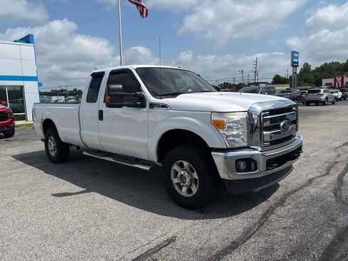Used 2015 Ford F250 XLT w/ XLT Value Package AWD/4WD image 6