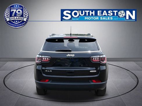 Used 2022 Jeep Compass Latitude w/ Convenience Group AWD/4WD image 4