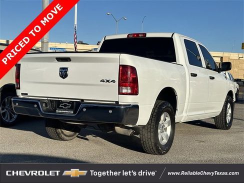 Used 2022 RAM 1500 Tradesman w/ Chrome Appearance Group image 4