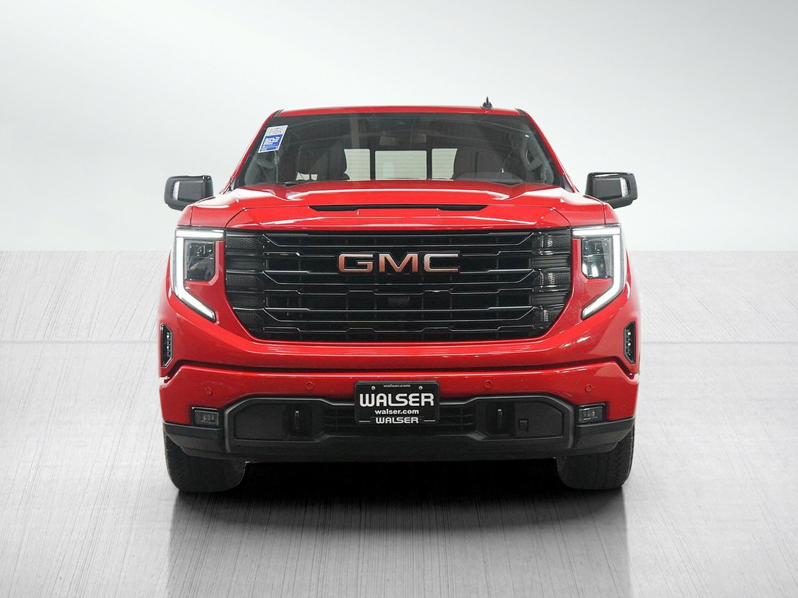 Used 2024 GMC Sierra 1500 Elevation w/ Elevation Premium Package AWD/4WD image 8