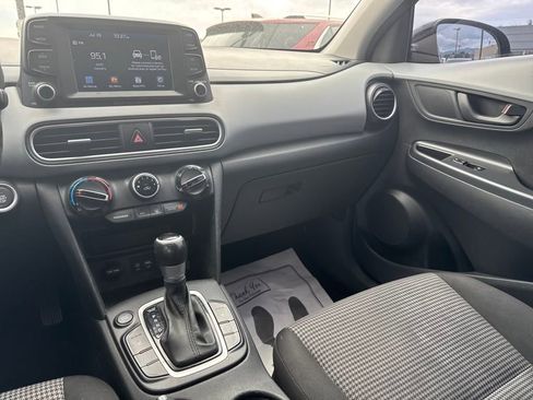 Used 2018 Hyundai Kona SEL image 36