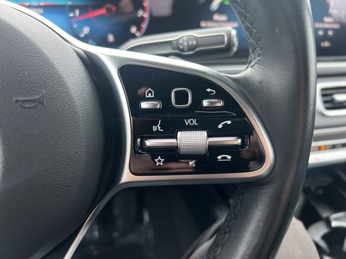 Certified 2023 Mercedes-Benz GLE 350 w/ Premium Package image 20