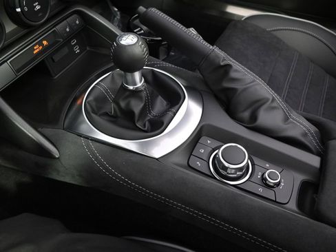 New 2026 MAZDA MX-5 Miata Club w/ Brembo/BBS Recaro Package RWD image 36
