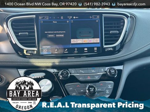 New 2026 Chrysler Pacifica Select w/ S Appearance Package FWD image 26