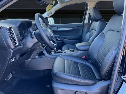 New 2025 Ford Ranger Lariat w/ FX4 Off-Road Package image 9