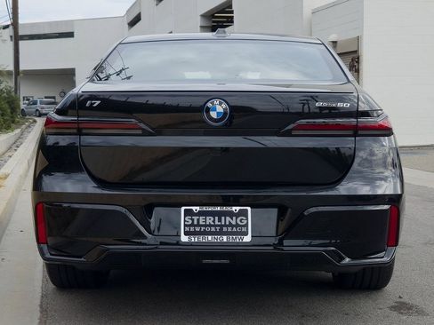 New 2026 BMW i7 eDrive50 w/ M Sport Package image 6